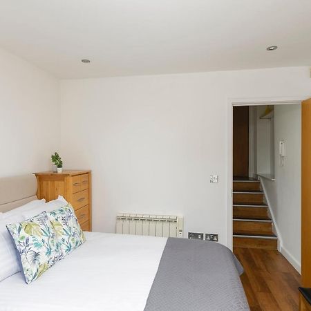 Skyvillion - Beautiful 3-Bed Central London Apartment Kültér fotó