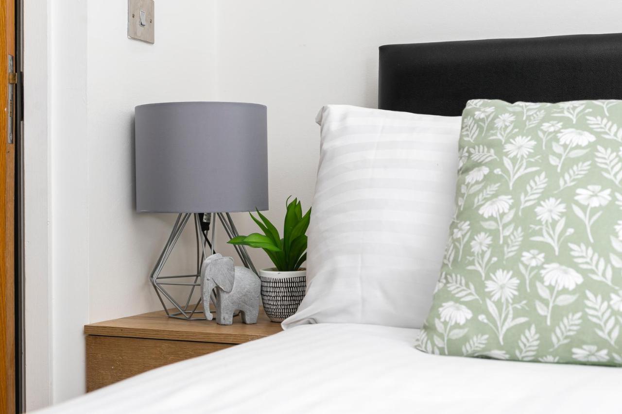 Skyvillion - Beautiful 3-Bed Central London Apartment Kültér fotó